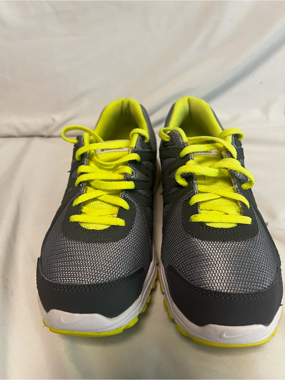 Nike Revolution 2 Youth Sneakers Sz 6Y